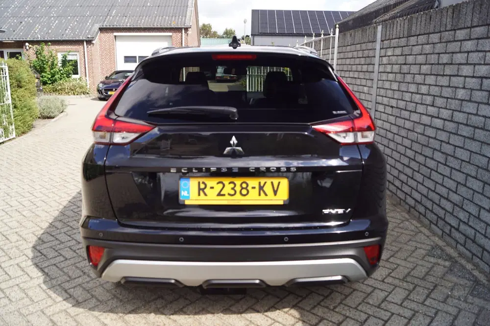 Mitsubishi Eclipse Cross 2.4 PHEV Intense+ Autom 4 WD Leder uit 2022, foto 5
