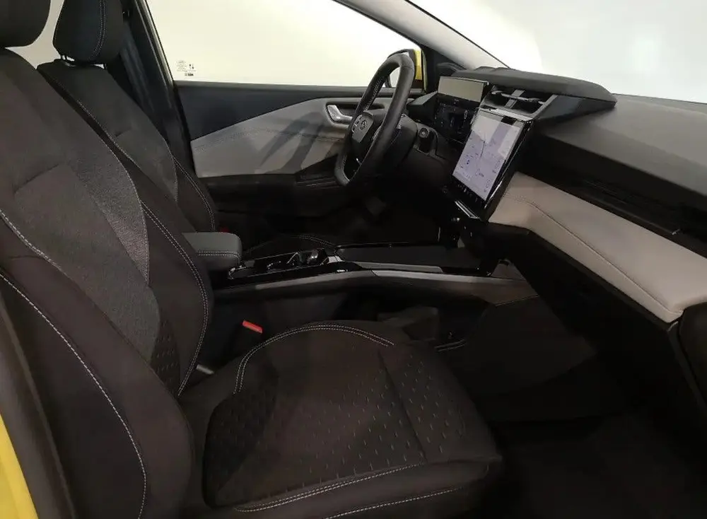 Ford Puma Gen-E 44 kWh 168pk Electric Yellow uit 2026, foto 11