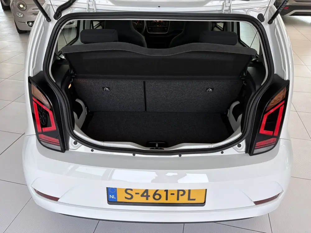 Volkswagen Up! 1.0 Airco - Bluetooth - Radio - Led verlichti uit 2023, foto 15