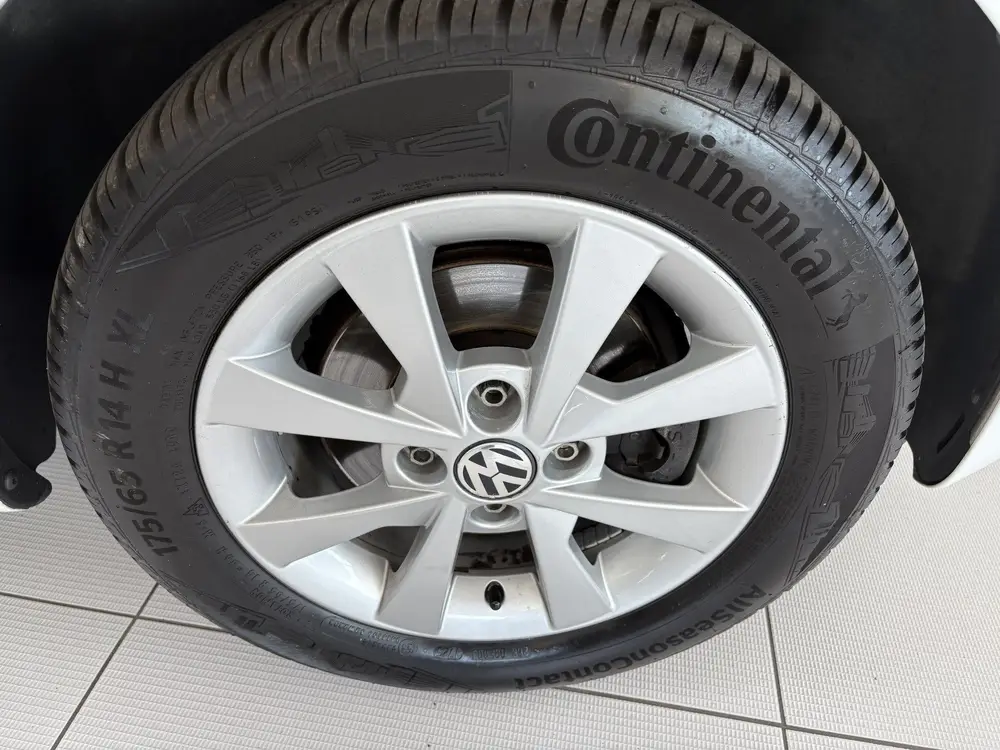 Volkswagen Up! 1.0 Airco - Bluetooth - Radio - Led verlichti uit 2023, foto 17