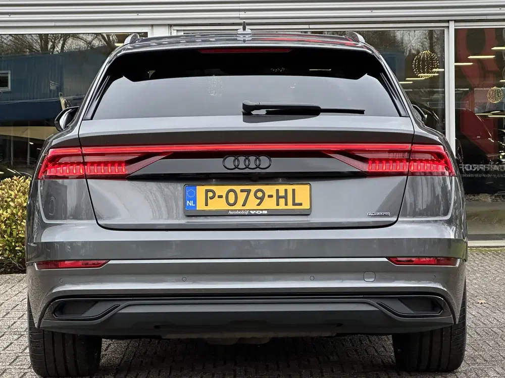 Audi Q8 55 TFSI e quattro Pro Line S-Line uit 2020, foto 7