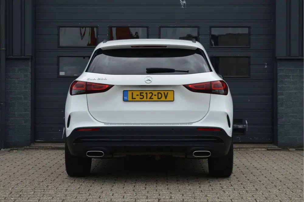 Mercedes-Benz GLA GLA 200 Business Solution AMG uit 2021, foto 6
