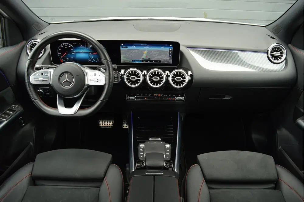 Mercedes-Benz GLA GLA 200 Business Solution AMG uit 2021, foto 7