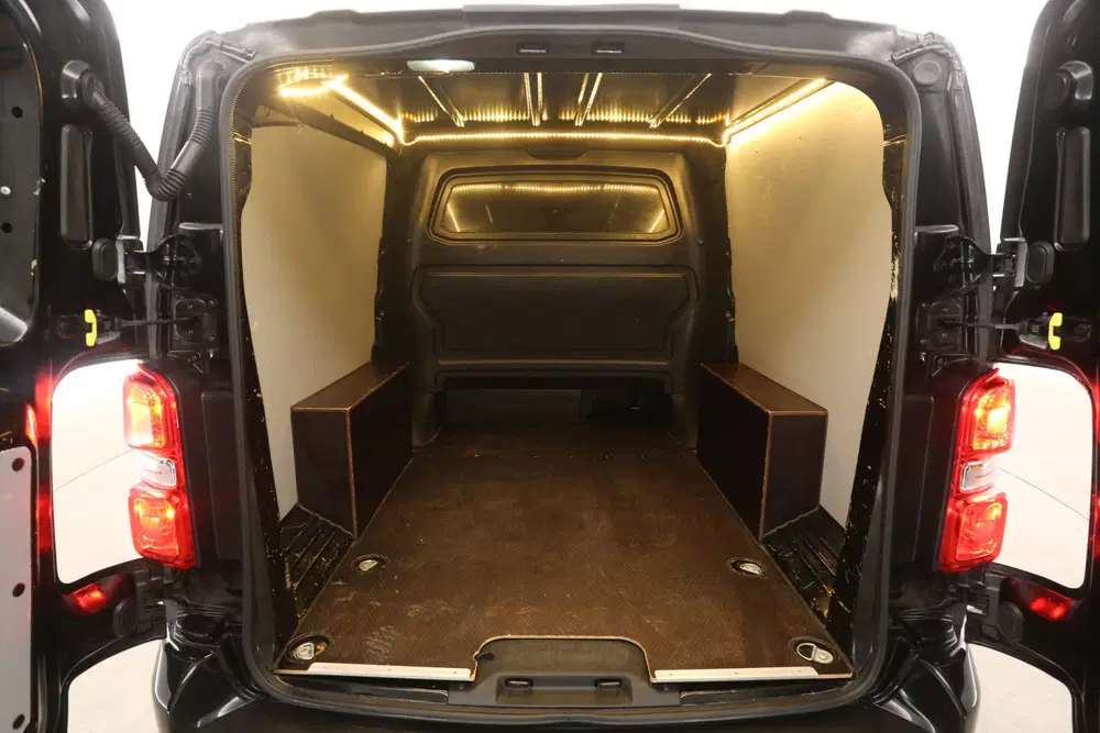 Citroën Jumpy 2.0 BlueHDI 144PK L3H1 uit 2022, foto 4