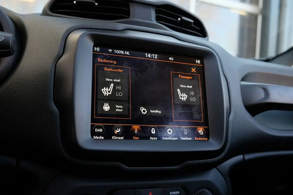 Jeep Renegade 1.3T automaat Panodak/NardoGrey uit 2020, foto 18