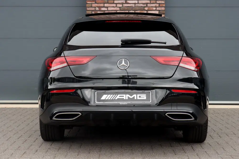 Mercedes-Benz CLA 250 e AMG Line uit 2023, foto 15