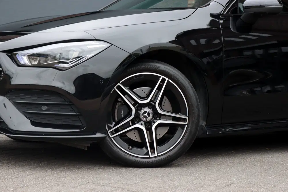 Mercedes-Benz CLA 250 e AMG Line uit 2023, foto 17