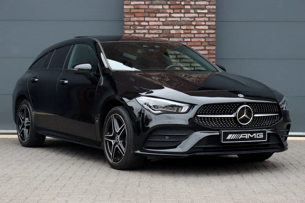 Mercedes-Benz CLA 250 e AMG Line uit 2023, foto 3