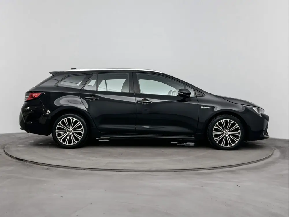 Toyota Corolla 1.8 Hybrid First Edition uit 2019, foto 12