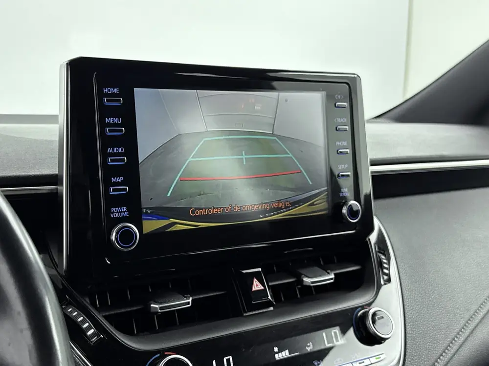 Toyota Corolla 1.8 Hybrid First Edition uit 2019, foto 8