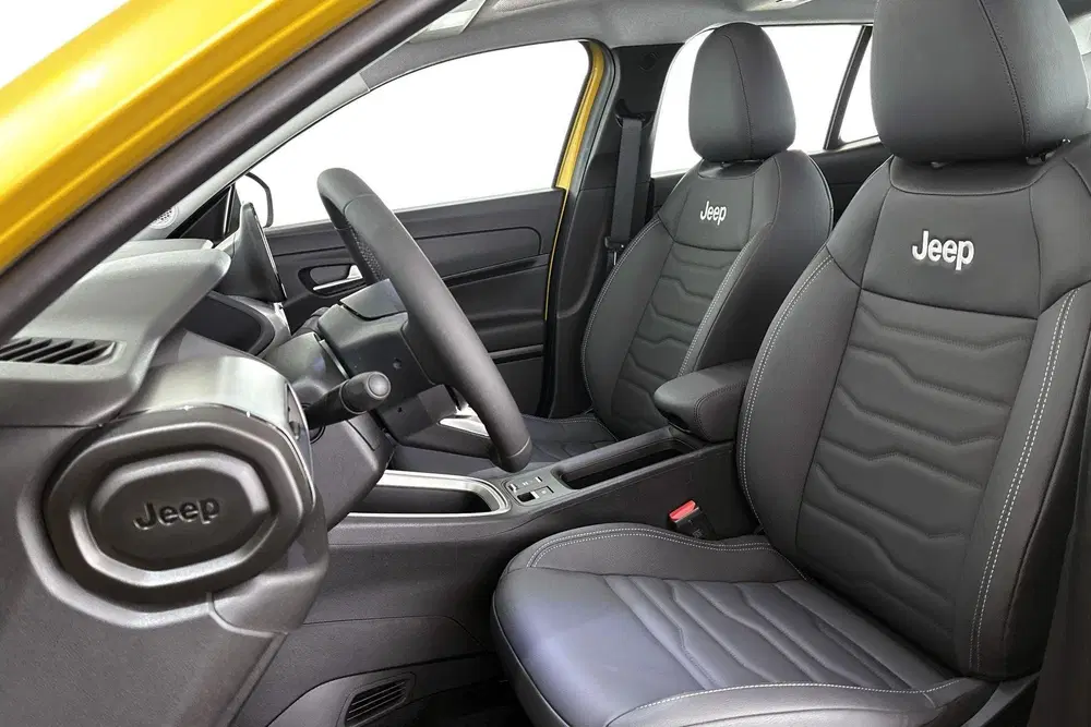 Jeep Avenger Altitude 54 kWh Panoramadak Leder Massage uit 2026, foto 6