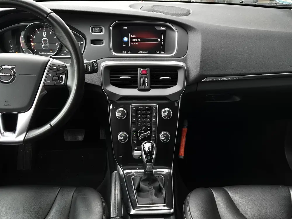 Volvo V40 Cross Country 1.5 T3 Polar+ Luxury uit 2019, foto 10