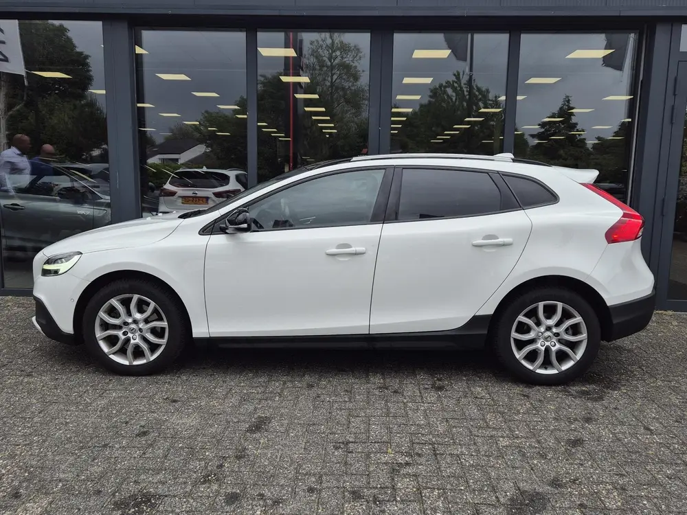 Volvo V40 Cross Country 1.5 T3 Polar+ Luxury uit 2019, foto 18