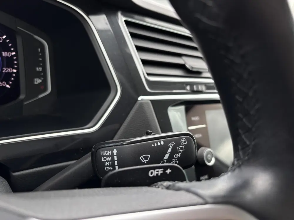 Volkswagen Tiguan 1.4 TSI eHybrid Life acc digitale dash uit 2021, foto 15