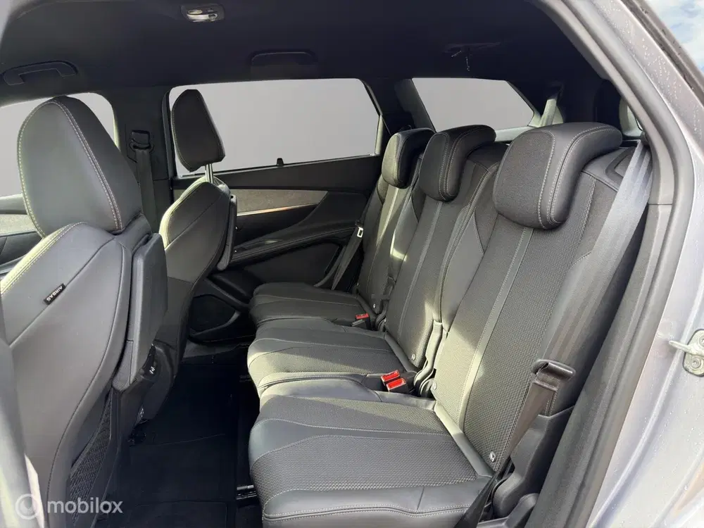 Peugeot 5008 1.2 GT uit 2023, foto 18