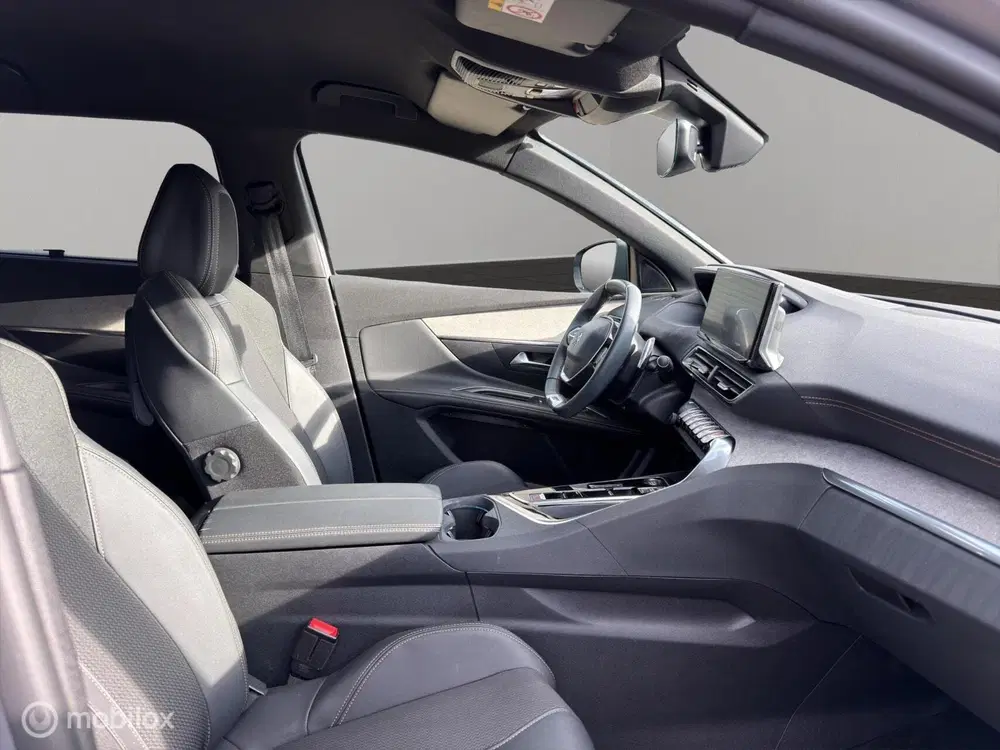 Peugeot 5008 1.2 GT uit 2023, foto 20
