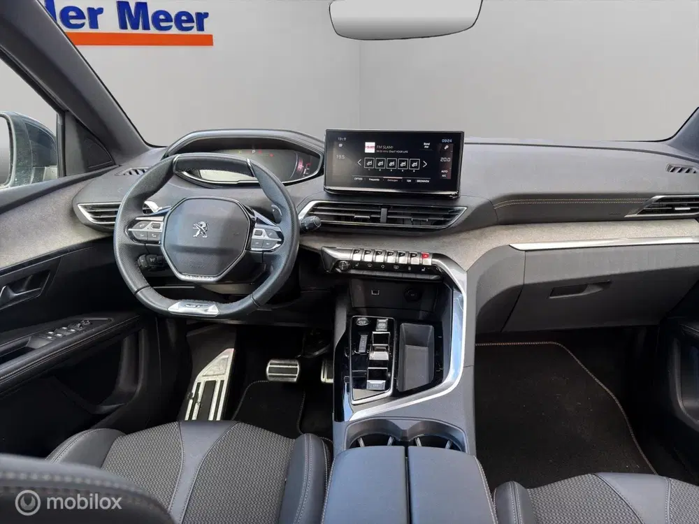 Peugeot 5008 1.2 GT uit 2023, foto 7