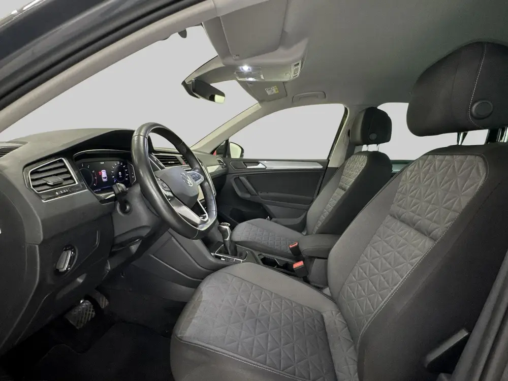 Volkswagen Tiguan 1.5 TSI Life Business uit 2021, foto 12