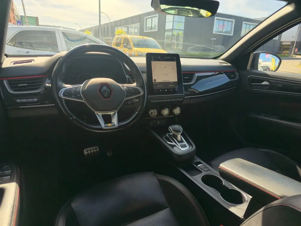 Renault Arkana 1.6 E-Tech Hybrid 145 R.S. Line uit 2022, foto 4