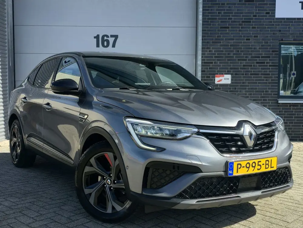 Renault Arkana 1.6 E-Tech Hybrid 145 R.S. Line uit 2022, foto 9