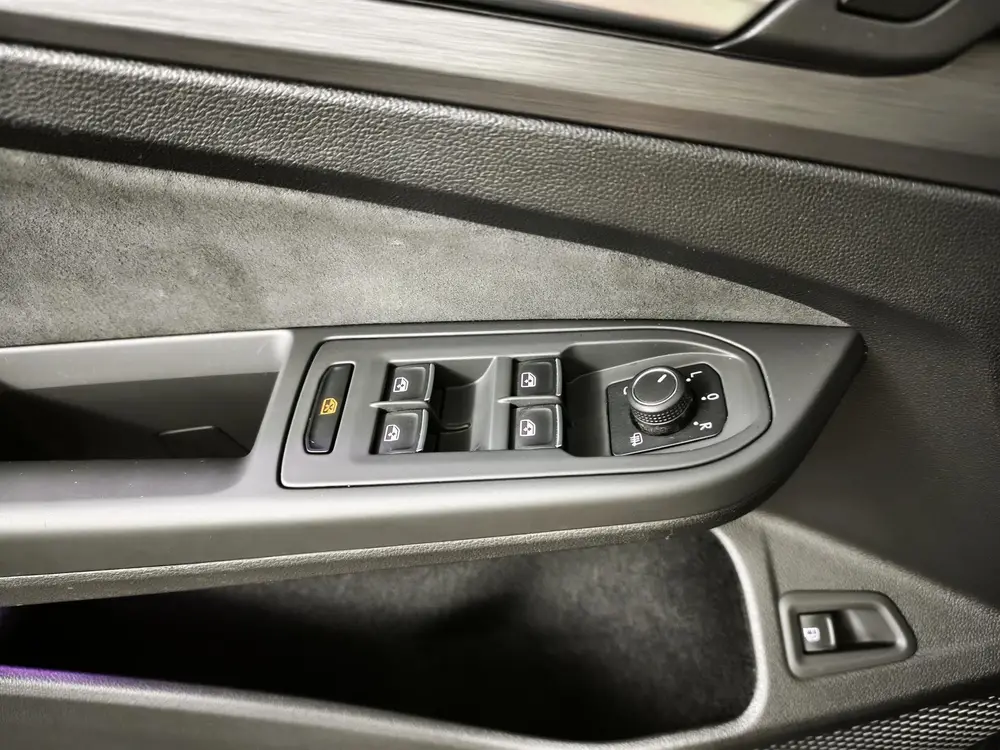 Volkswagen Golf 1.4 eHybrid Style | Adaptieve cruise control uit 2023, foto 18