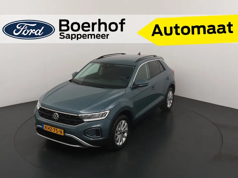 Volkswagen T-Roc 1.5 TSI Life Edition | Adapt. Cruise | Clim uit 2025