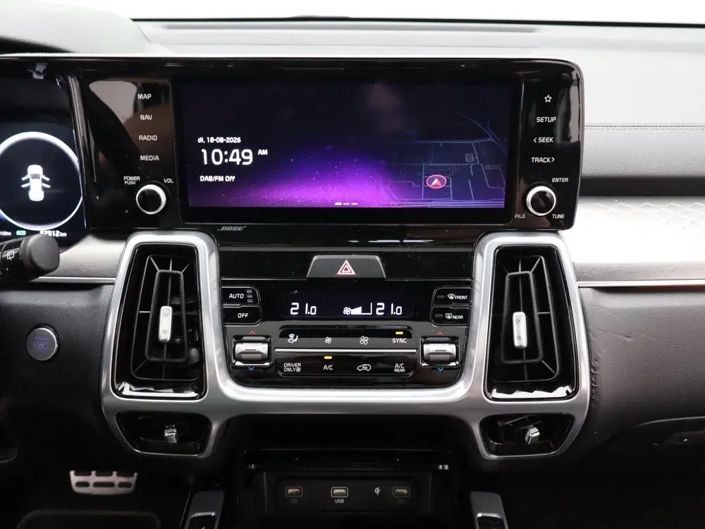 Kia Sorento 1.6 T-GDI Plug-in Hybrid 4WD ExecutiveLine uit 2023, foto 12