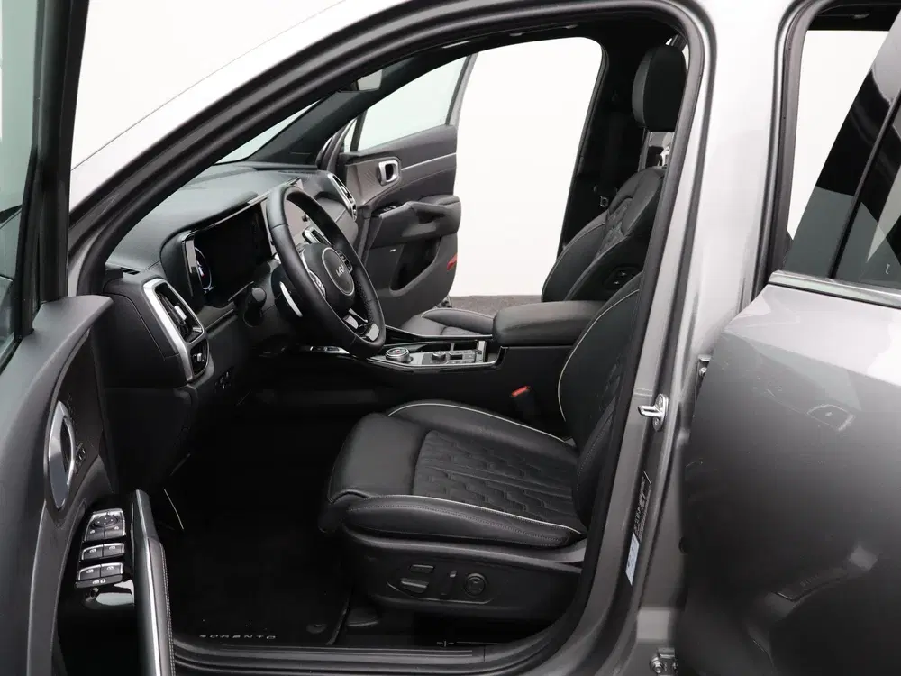 Kia Sorento 1.6 T-GDI Plug-in Hybrid 4WD ExecutiveLine uit 2023, foto 6