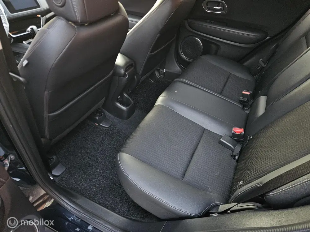 Honda Hr-V 1.5 i-VTEC Executive Facelift Midnight Blue, PANO uit 2019, foto 15