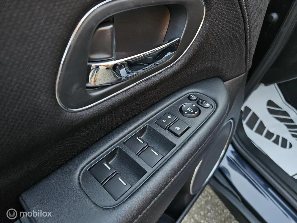 Honda Hr-V 1.5 i-VTEC Executive Facelift Midnight Blue, PANO uit 2019, foto 20