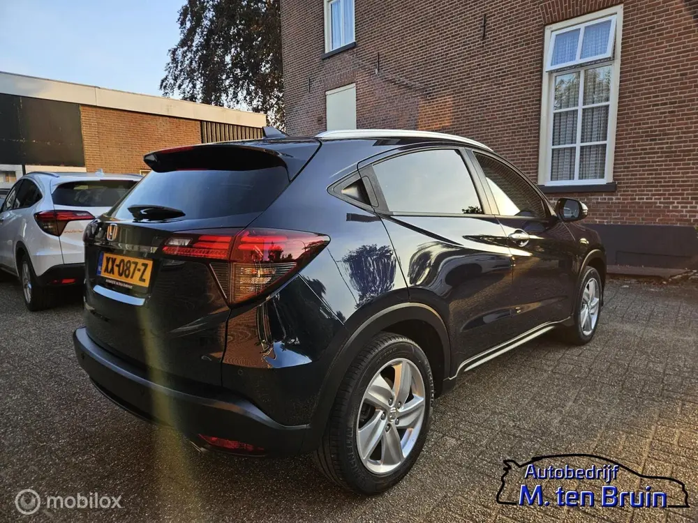 Honda Hr-V 1.5 i-VTEC Executive Facelift Midnight Blue, PANO uit 2019, foto 3