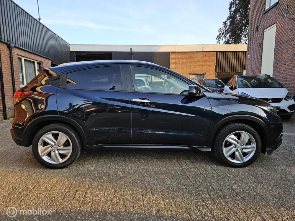 Honda Hr-V 1.5 i-VTEC Executive Facelift Midnight Blue, PANO uit 2019, foto 4