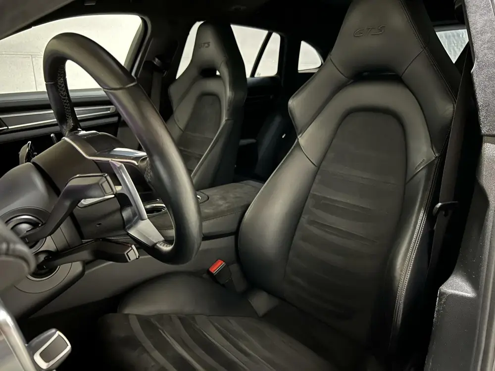 Porsche Panamera 4.0 GTS Sport Chrono Luchtver Bose uit 2019, foto 15