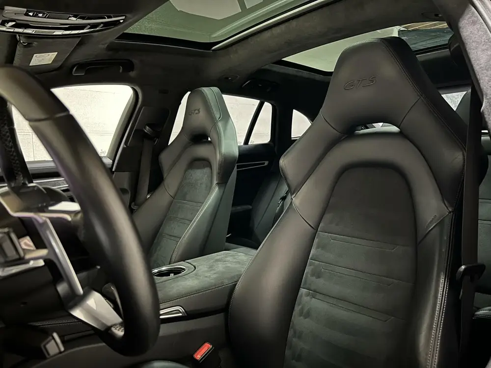 Porsche Panamera 4.0 GTS Sport Chrono Luchtver Bose uit 2019, foto 16