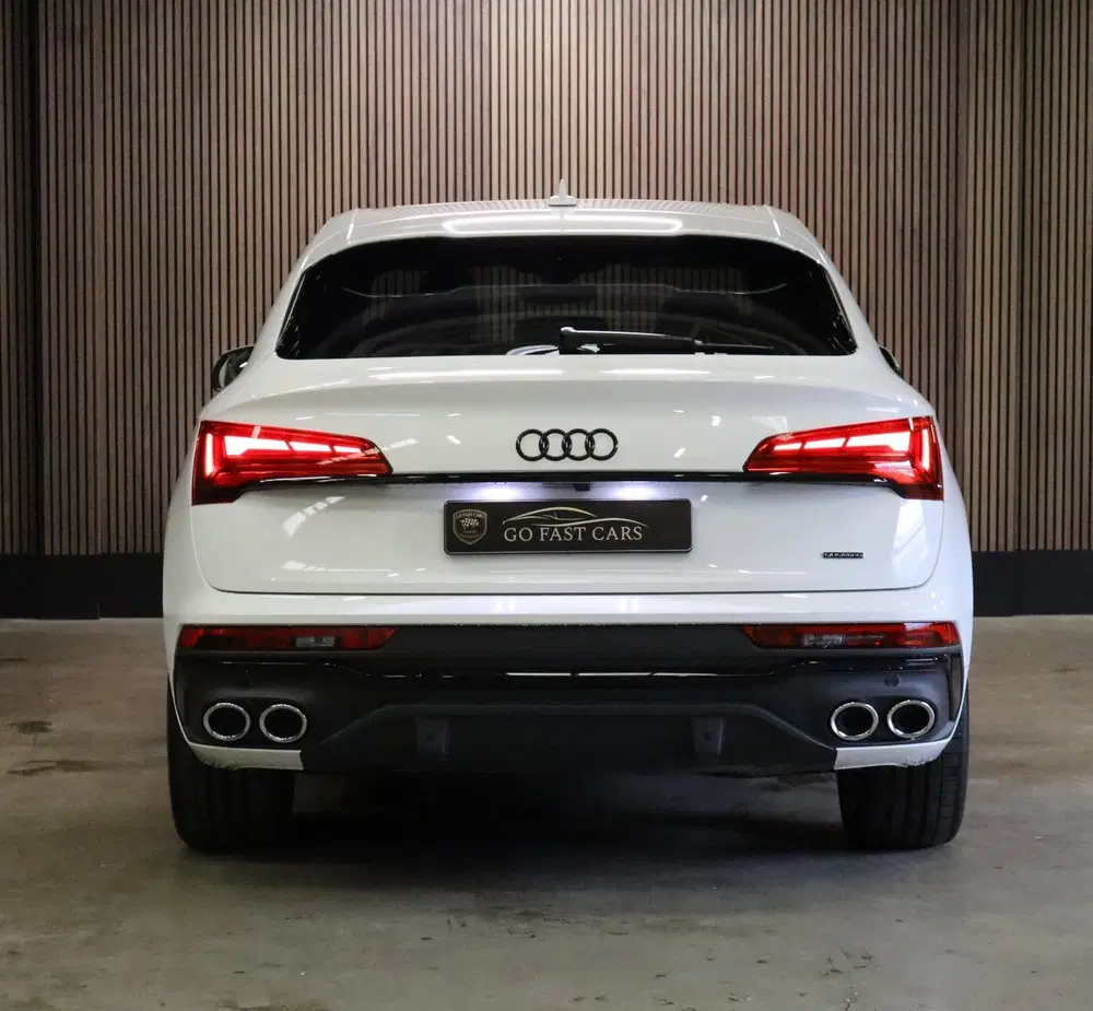 Audi Q5 50 TFSI e S edition uit 2022, foto 6