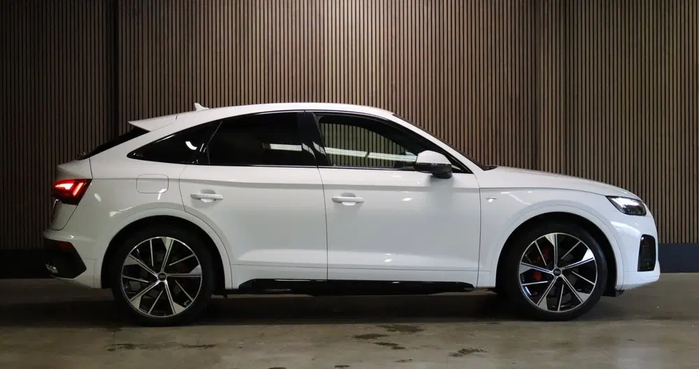 Audi Q5 50 TFSI e S edition uit 2022, foto 8