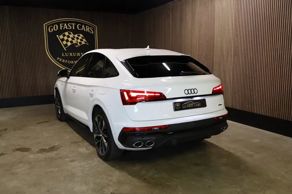 Audi Q5 50 TFSI e S edition uit 2022, foto 9