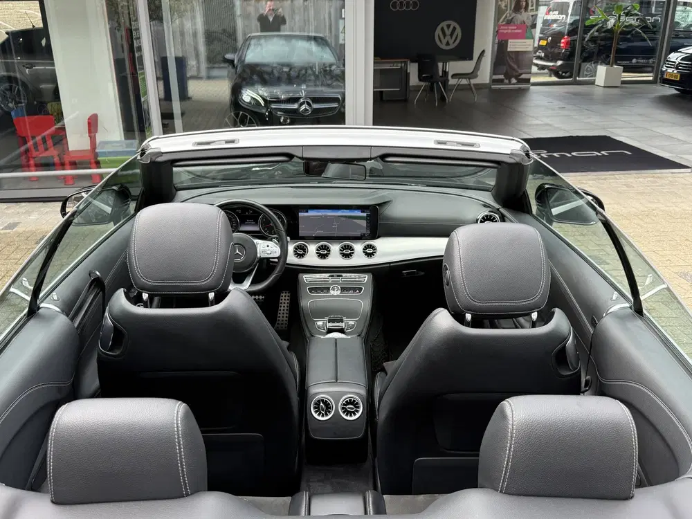 Mercedes-Benz E-Klasse 200 AMG * * LEDER uit 2019, foto 14