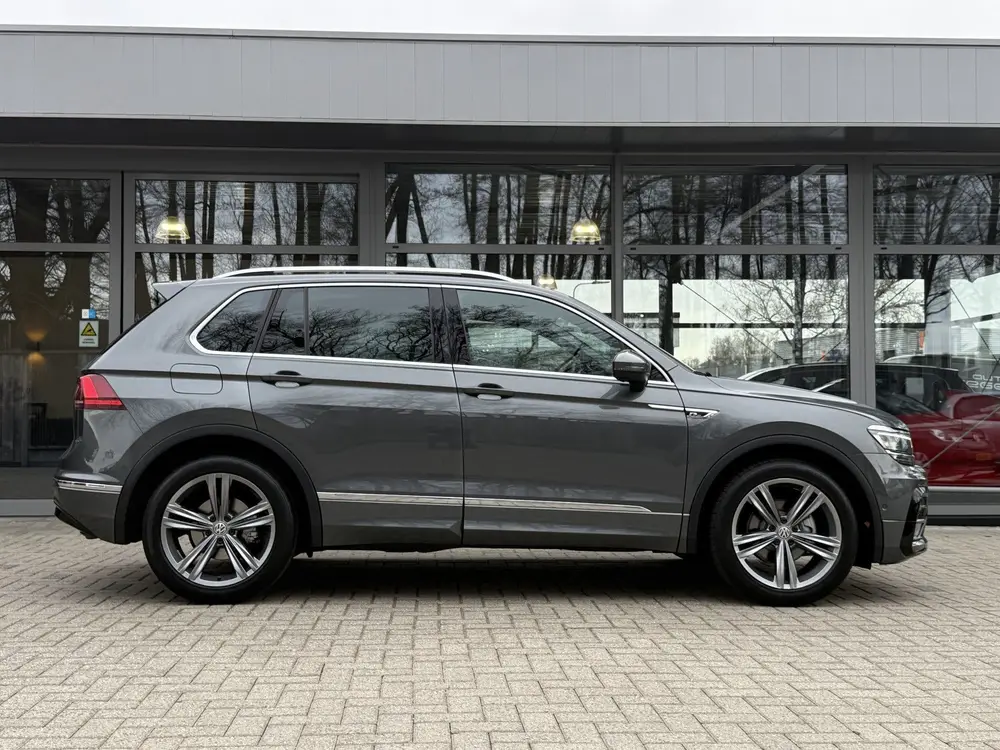 Volkswagen Tiguan 1.5 TSI ACT *!* R-LINE *!* PANODAK/ CAMERA uit 2019, foto 19