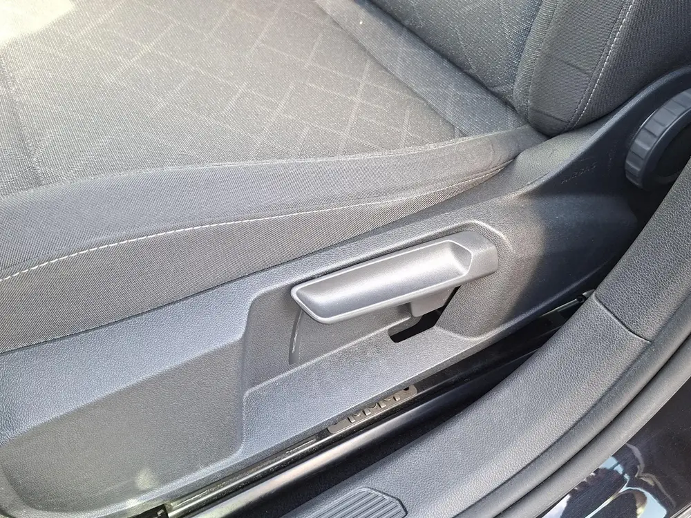 Volkswagen Golf Variant 1.0 TSI Life NL-auto | rijklaarprijs uit 2022, foto 19