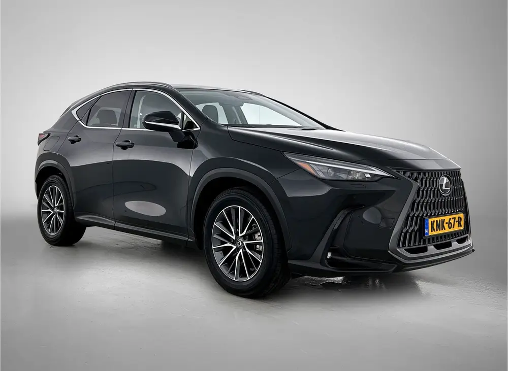 Lexus NX 450h+ AWD Luxury Line uit 2025, foto 13