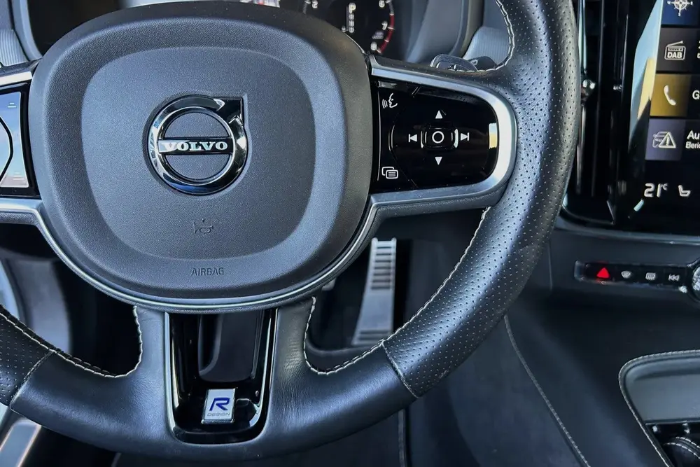 Volvo V90 2.0 T4 R-DESIGN uit 2019, foto 13