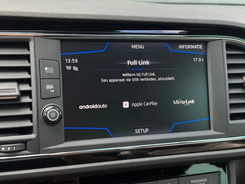 SEAT Leon 2.0 TSI uit 2019, foto 16