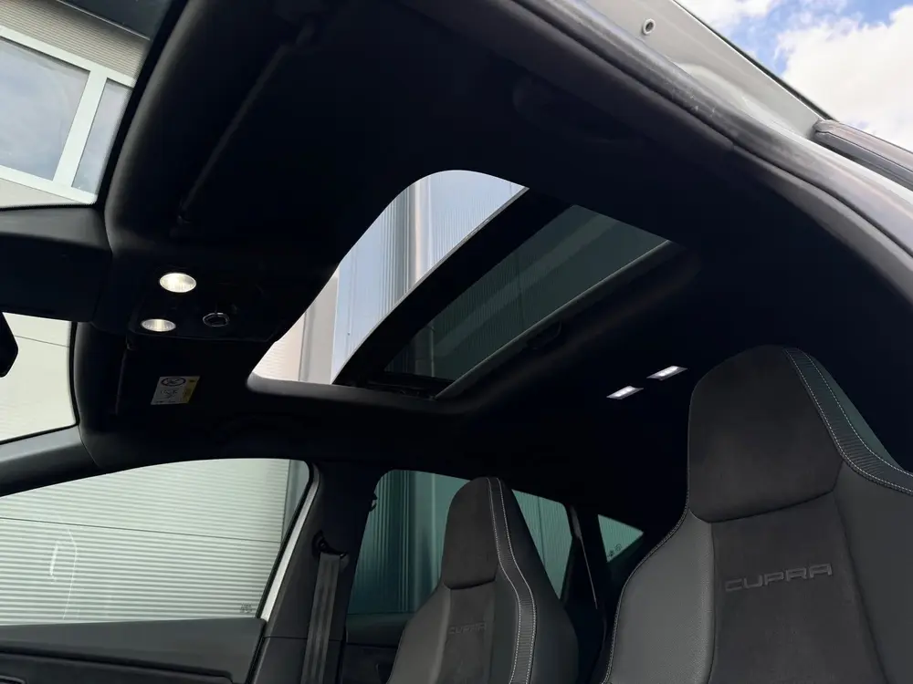 SEAT Leon 2.0 TSI uit 2019, foto 8