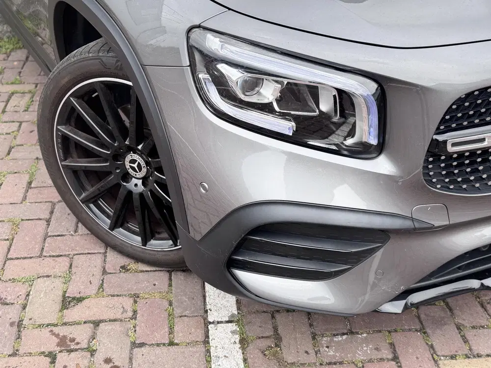 Mercedes-Benz GLB 200 AMG Line uit 2023, foto 20