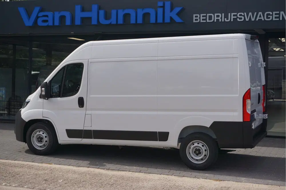 Citroën Jumper 35 2.2 140PK EAT8 Automaat L2H2 BPM VRIJ 1 uit 2024, foto 3