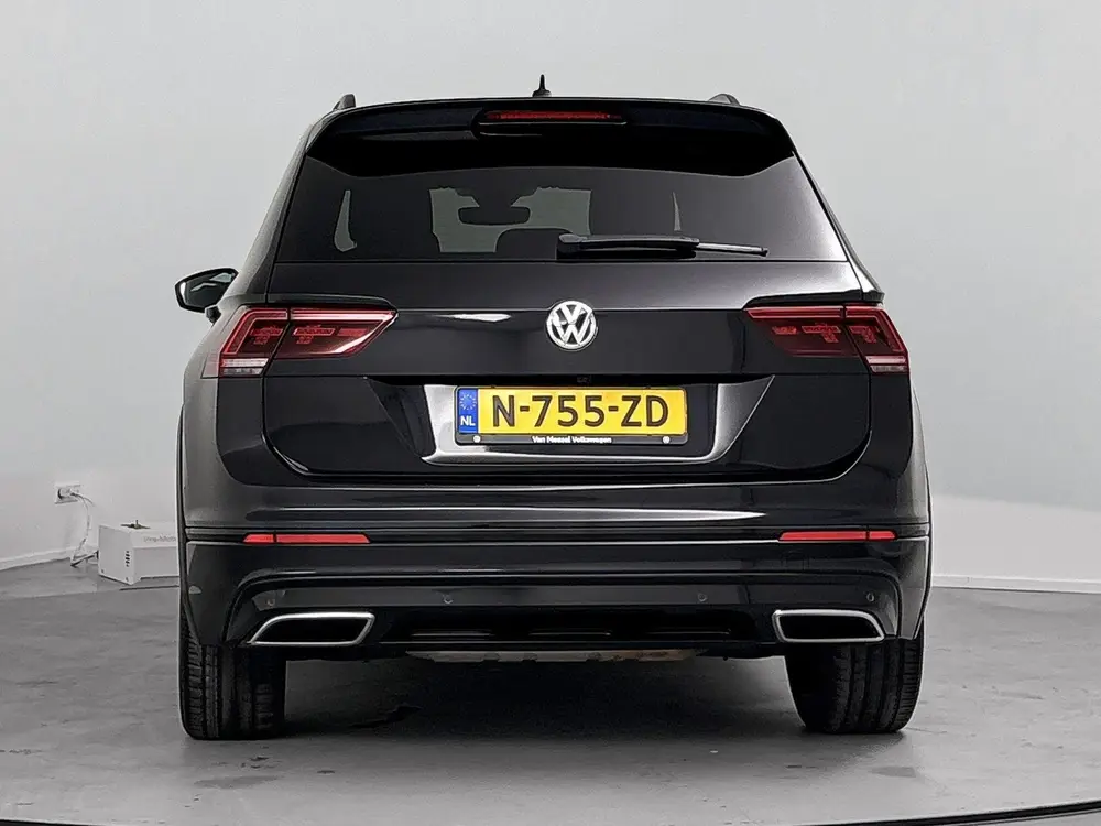 Volkswagen Tiguan 2.0 TSI 4Motion Highline uit 2019, foto 3