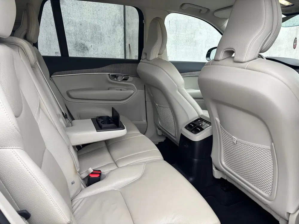 Volvo XC90 2.0 T8 RECHARGE AWD CORE BRIGHT 7 ZITS AWD uit 2022, foto 12