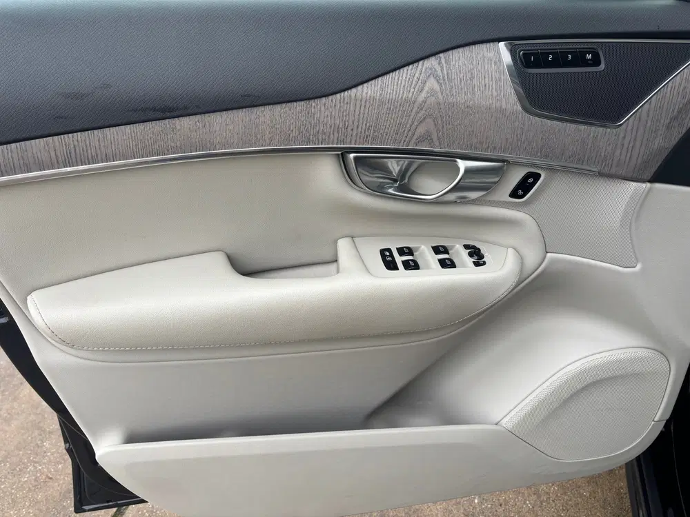 Volvo XC90 2.0 T8 RECHARGE AWD CORE BRIGHT 7 ZITS AWD uit 2022, foto 19