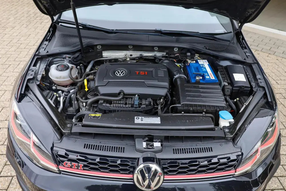 Volkswagen Golf 2.0 TSI 245pk GTI Performance | ACC | Pano | uit 2019, foto 11